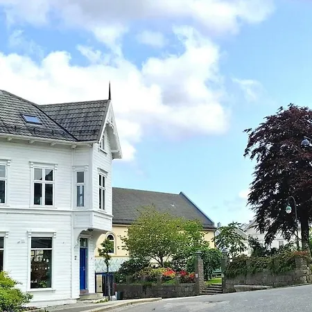 Fru Sols Hus Apartamento