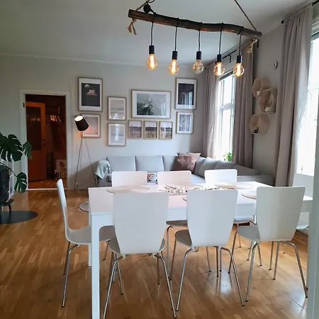 Fru Sols Hus Apartment