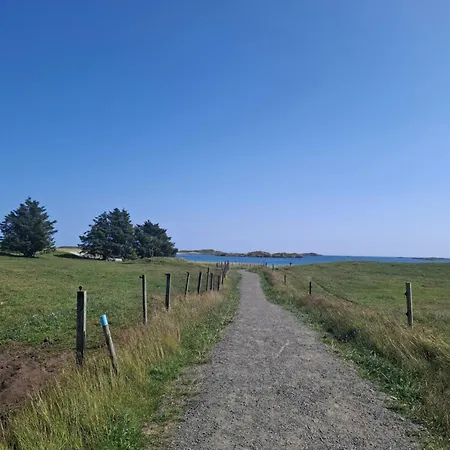 Fru Sols Hus * Farsund