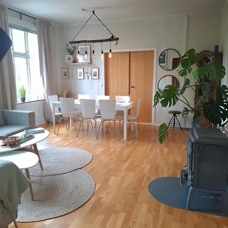Apartment Fru Sols Hus Farsund